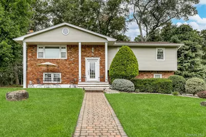 16 Ferndale Road, New City, NY 10956 - Photo 1