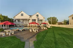 894 S Long Beach Ave, Freeport, NY 11520 - Photo 29