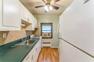 274 Cherry Valley Ave, Garden City, NY 11530 - Photo 11