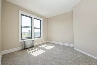 12 Hempstead Ave #4D, Rockville Centre, NY 11570 - Photo 11
