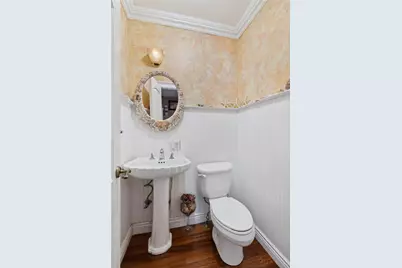 462 W Beech Street, Long Beach, NY 11561 - Photo 9