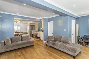 89-19 205th St, Hollis, NY 11423 - Photo 11