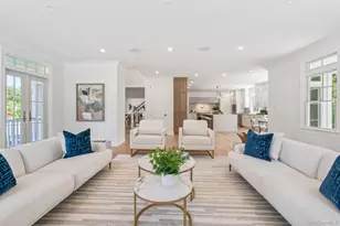 10 Threepence Dr, Melville, NY 11747 - Photo 9