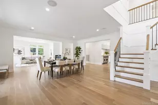 10 Threepence Dr, Melville, NY 11747 - Photo 19