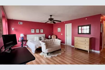 205 Beach Breeze Place, Arverne, NY 11692 - Photo 9