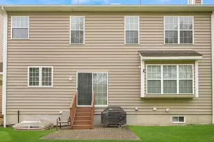 417 Vassar Pl, Fishkill, NY 12524 - Photo 37