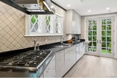 69 Prospect Avenue, Larchmont, NY 10538 - Photo 21