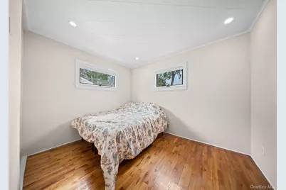 21 Peter Lane, Plainview, NY 11803 - Photo 13