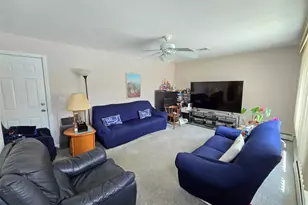 9 Nolan Ct, Hauppauge, NY 11788 - Photo 13