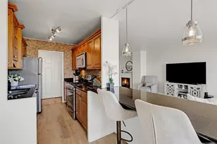 6120 Grand Central Pkwy, Forest Hills, NY 11375 - Photo 5