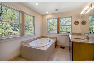 405 Christian Herald Road, Valley Cottage, NY 10989 - Photo 19