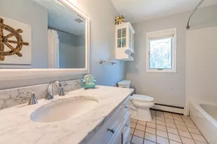 60 Bayview Dr, Huntington, NY 11743 - Photo 17