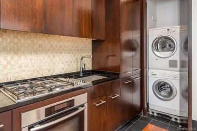 40 Broad Street #28H, New York, NY 10004 - Photo 11