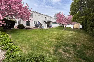 36 Shore Dr W, Copiague, NY 11726 - Photo 27