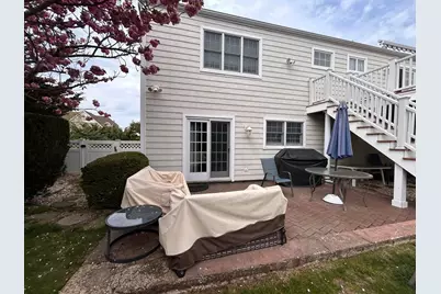 36 Shore Drive W, Copiague, NY 11726 - Photo 29