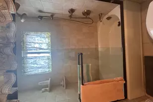 36 Shore Dr W, Copiague, NY 11726 - Photo 11