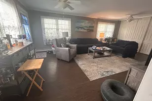 36 Shore Dr W, Copiague, NY 11726 - Photo 21