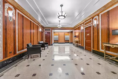 300 W 23rd Street #2K, New York, NY 10011 - Photo 11