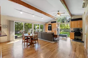 22 Stratford Ave, Greenlawn, NY 11740 - Photo 5