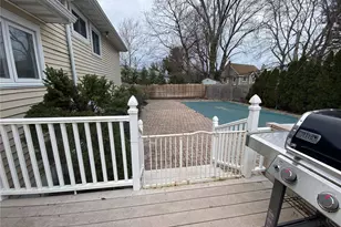 23 Duncan Ln, Huntington, NY 11743 - Photo 15