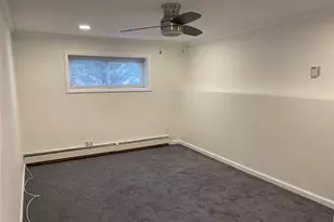 23 Duncan Ln, Huntington, NY 11743 - Photo 13