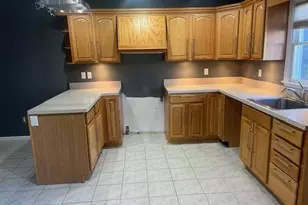 38 Hallock Ave, Smithtown, NY 11787 - Photo 7