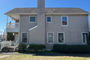 38 Hallock Ave, Smithtown, NY 11787 - Photo 3