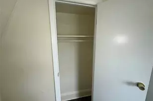 149 Washburn Ave, Freeport, NY 11520 - Photo 5