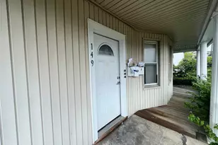 149 Washburn Ave, Freeport, NY 11520 - Photo 17