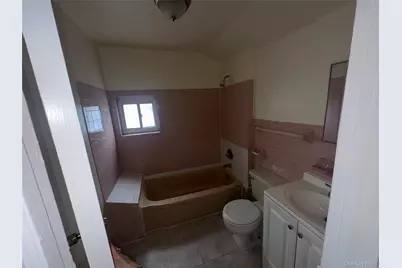 149 Washburn Avenue #3, Freeport, NY 11520 - Photo 7