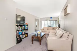 18 South Cir, Yonkers, NY 10703 - Photo 7