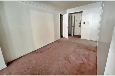 745 E 231 Street #1F, Bronx, NY 10466 - Photo 7