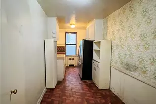 745 E 231st St, Bronx, NY 10466 - Photo 3