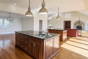 510 Shore Dr, Oakdale, NY 11769 - Photo 11