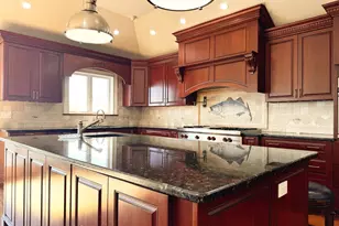 510 Shore Dr, Oakdale, NY 11769 - Photo 9