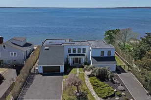 24 Laura Lee Dr, Center Moriches, NY 11934 - Photo 3