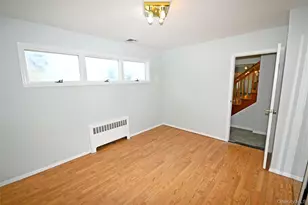 2198 Willow St, Wantagh, NY 11793 - Photo 15