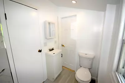 2198 Willow Street, Wantagh, NY 11793 - Photo 41