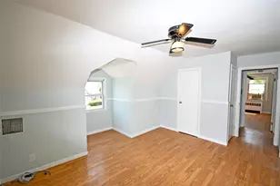 2198 Willow St, Wantagh, NY 11793 - Photo 35