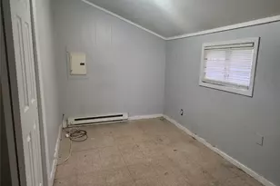 548 Taylor Ave, Patchogue, NY 11772 - Photo 9