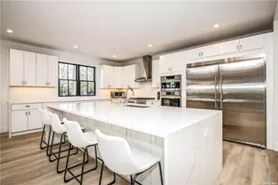 1350 Hortons Ln, Southold, NY 11971 - Photo 11