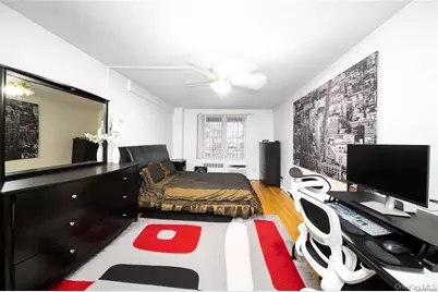 241-20 Northern Blvd #5E, Little Neck, NY 11362 - Photo 15