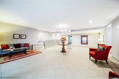 241-20 Northern Blvd #5E, Little Neck, NY 11362 - Photo 25