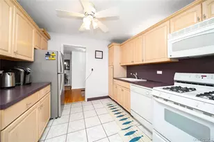 241-20 Northern Blvd, Little Neck, NY 11362 - Photo 13