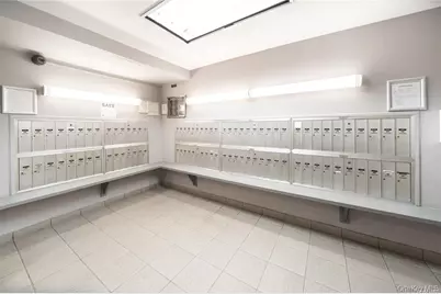 241-20 Northern Blvd #5E, Little Neck, NY 11362 - Photo 23