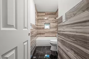 166-03 69th Ave, Fresh Meadows, NY 11366 - Photo 15