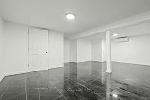 166-03 69th Ave, Fresh Meadows, NY 11366 - Photo 19