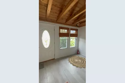 519 Sweezy Avenue, Riverhead, NY 11901 - Photo 7