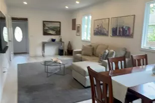 519 Sweezy Ave, Riverhead, NY 11901 - Photo 5