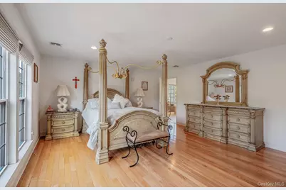 29 Pinehurst Drive, Mount Sinai, NY 11766 - Photo 25